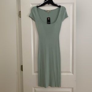 GUESS Mint cap sleeve bodycon dress